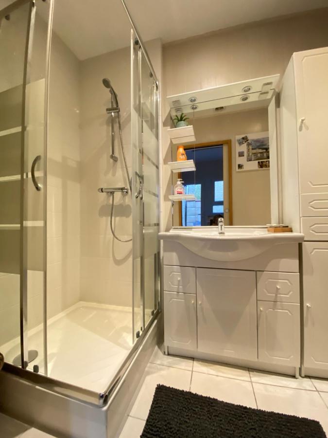 Au Coeur De La Cite Medievale Apartment Laon Luaran gambar